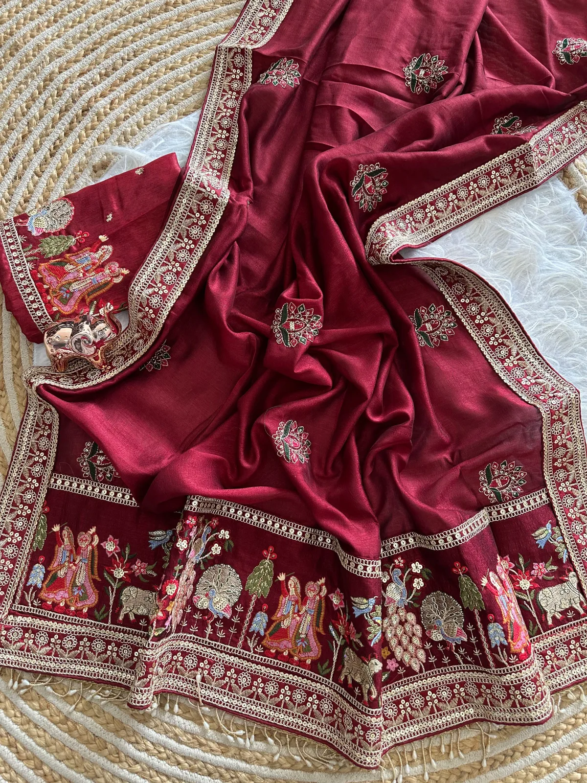 Elegant Vichitra Silk Saree - Maroon view 3
