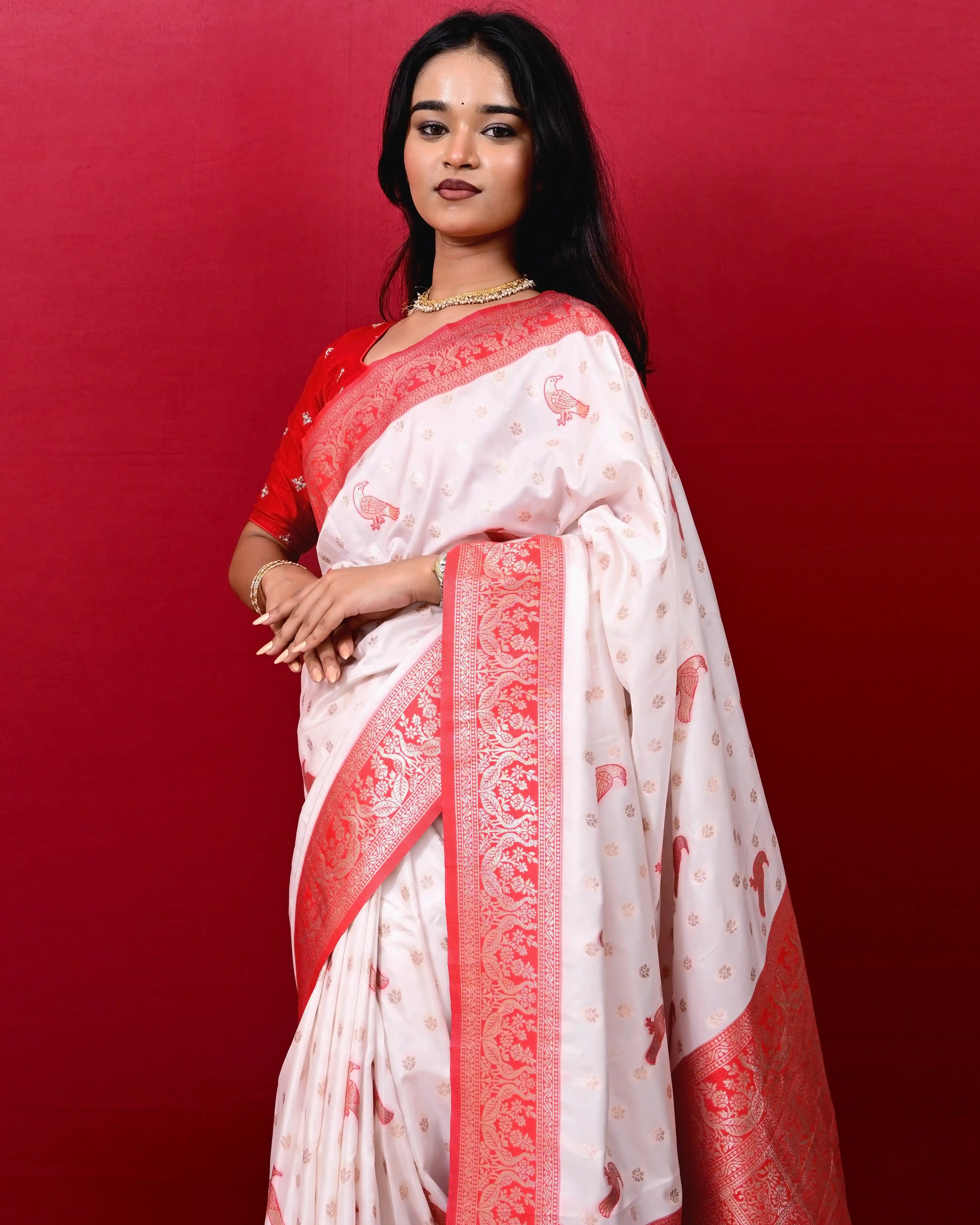 Eternal Grace Red & White Silk Saree view 3