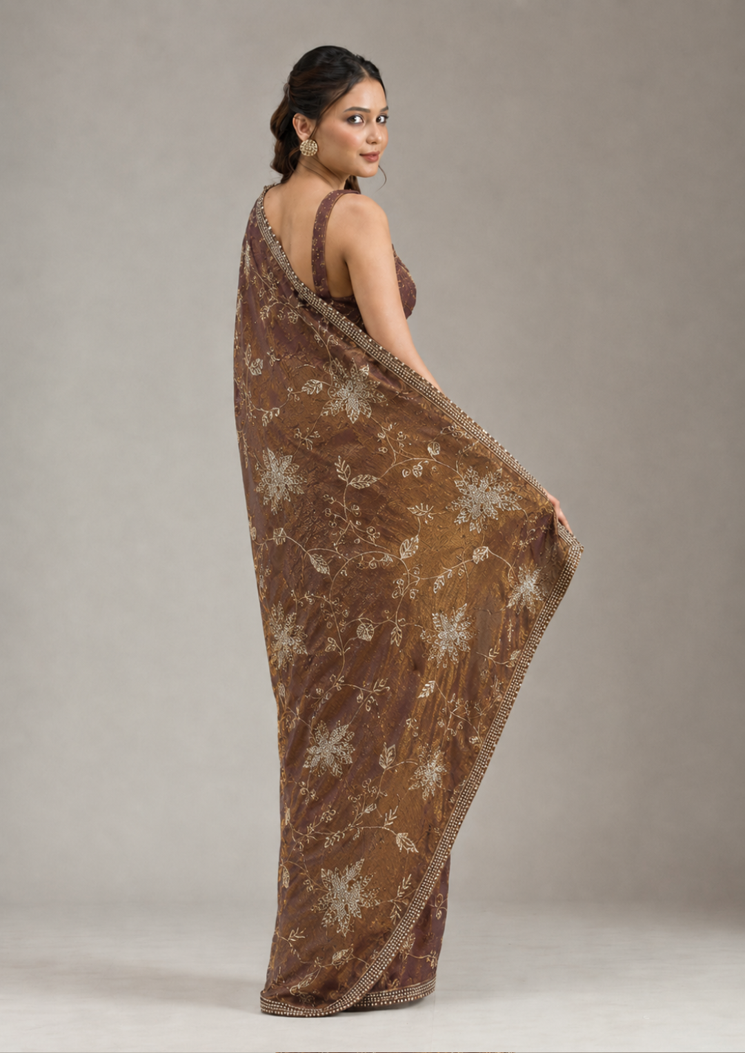 Lavender & Metallic Gold Shimmer Saree view 2